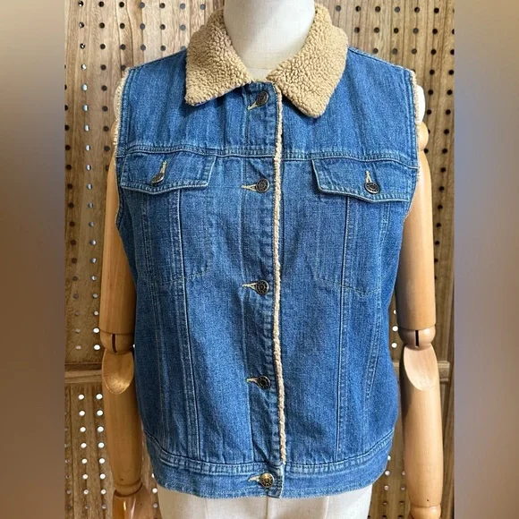 GUC Denim Sherpa Vest - Picture 1 of 7